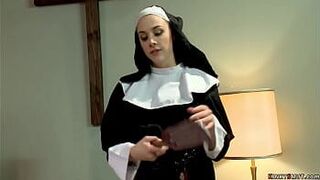 Грудастая монахиня весла жопа для эбони - порно видео