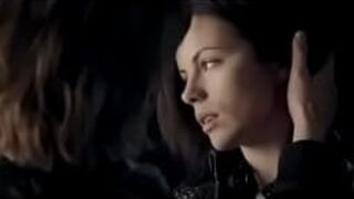 Кейт Бекинсейл сцена секса из эволюции подземного мира - порно видео