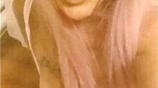 Шерри все еще возбуждена даже после того, как в нее кончили - порно видео