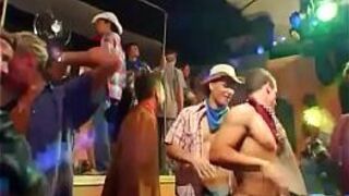 Обнаженные мальчики-подростки, группа, бесплатное видео, гей, сегодняшнее соревнование: а - порно видео