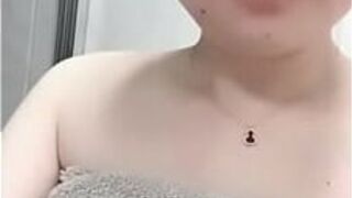 голая грудь - порно видео