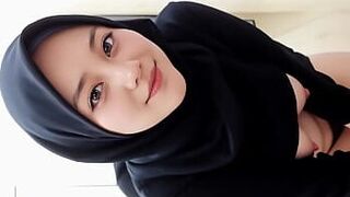 Девушка откладывает кашку бывшему - порно видео